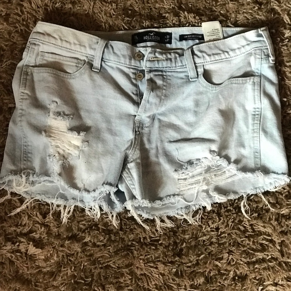 Hollister shorty shorts